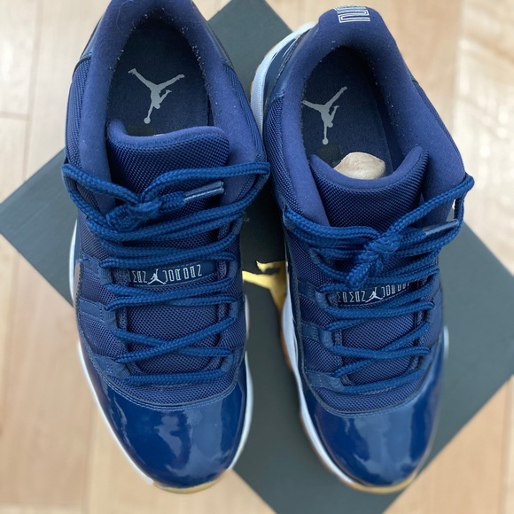Nike Air Jordan 11 Retro Low Navy Gum sz12 - Picture 2 of 6